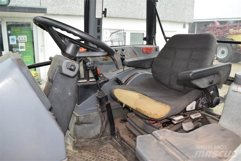 New Holland 8340 Traktoriai
