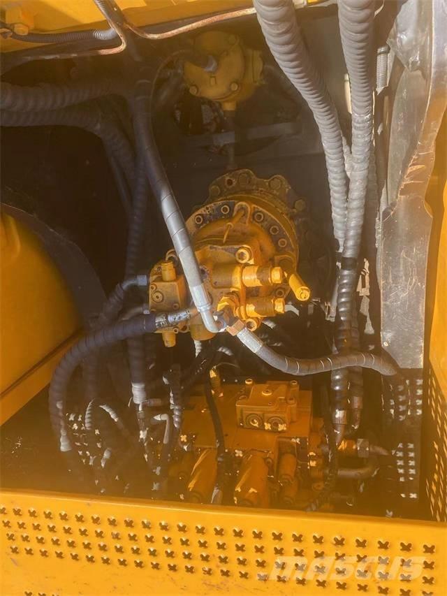 Sany SY215C Vikšriniai ekskavatoriai