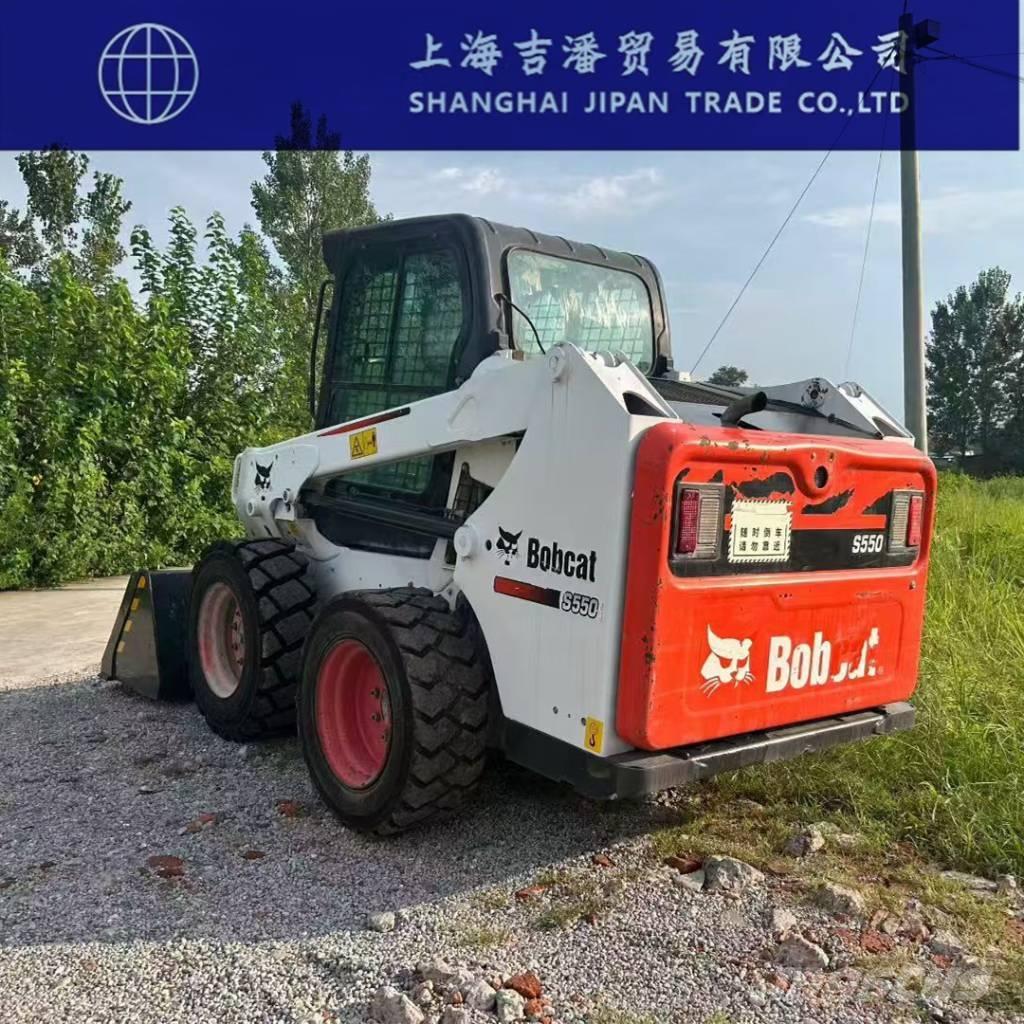Bobcat S 550 Krautuvai su šoniniu pasukimu