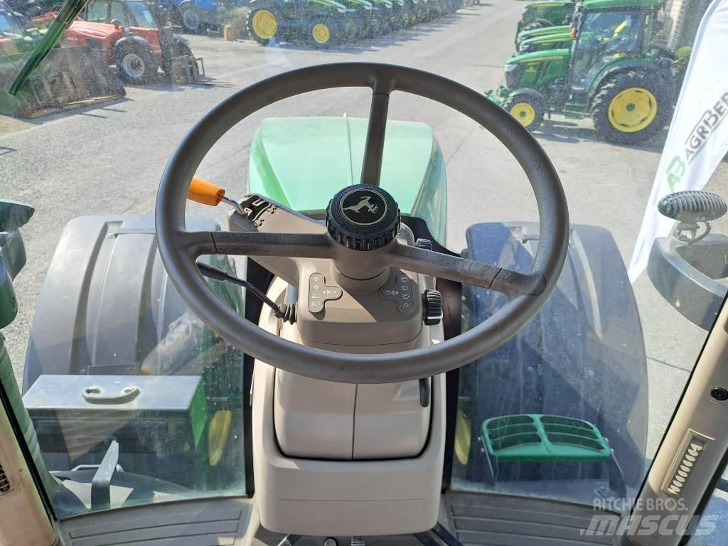 John Deere 7230 R Traktoriai
