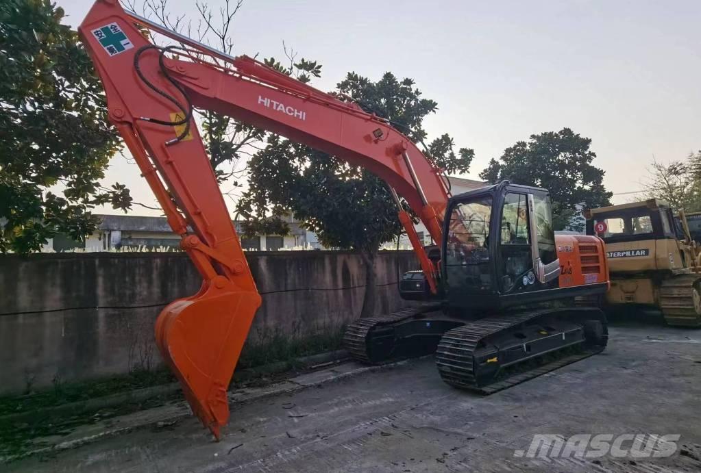 Hitachi ZX 200 Vikšriniai ekskavatoriai