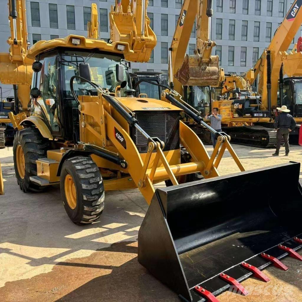 CAT 420 F Ekskavatoriniai krautuvai
