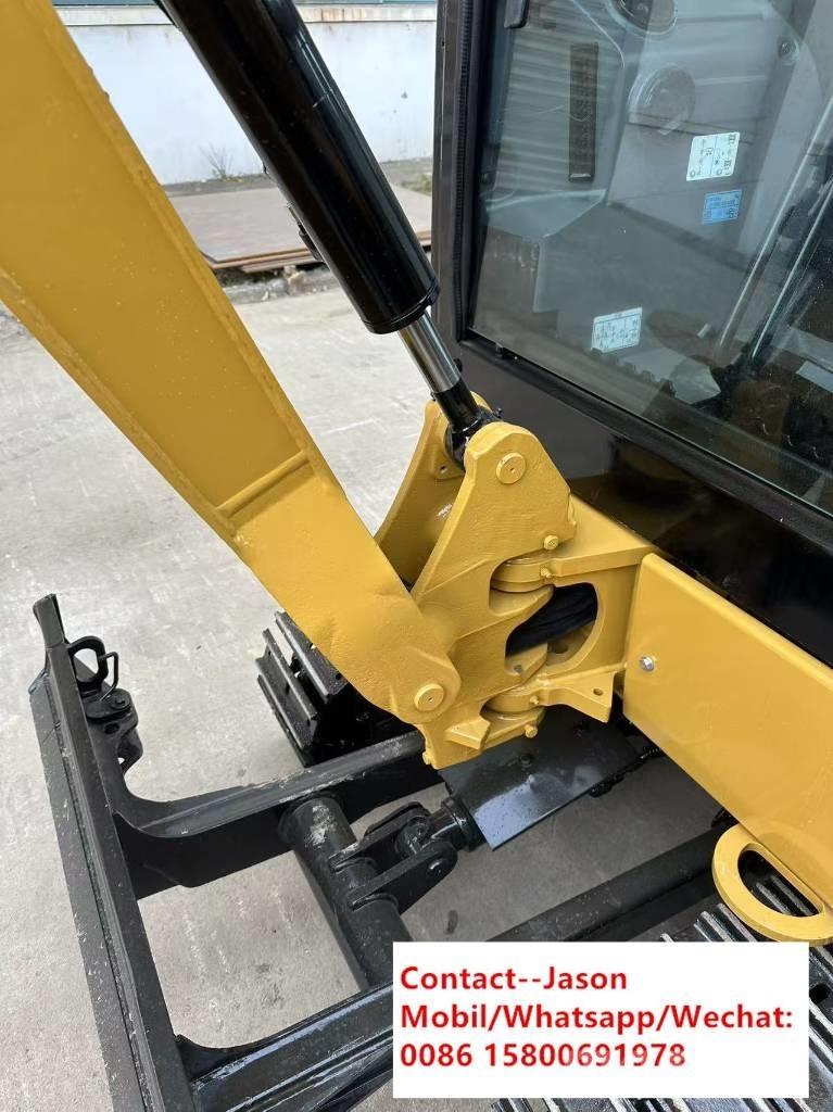 CAT 302 CR Mini ekskavatoriai < 7 t