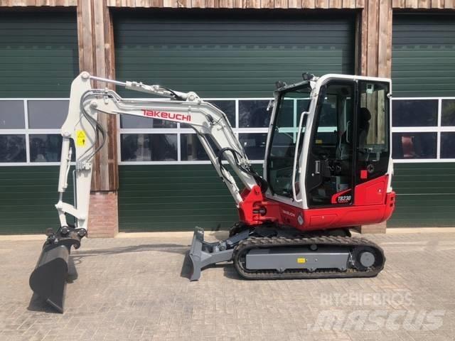 Takeuchi TB230 Mini ekskavatoriai < 7 t