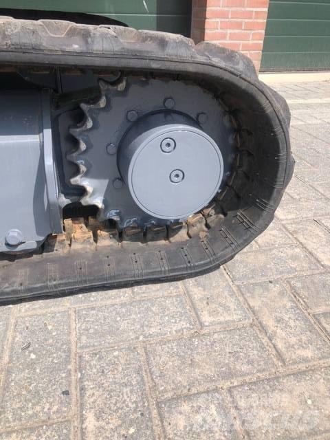Takeuchi TB230 Mini ekskavatoriai < 7 t