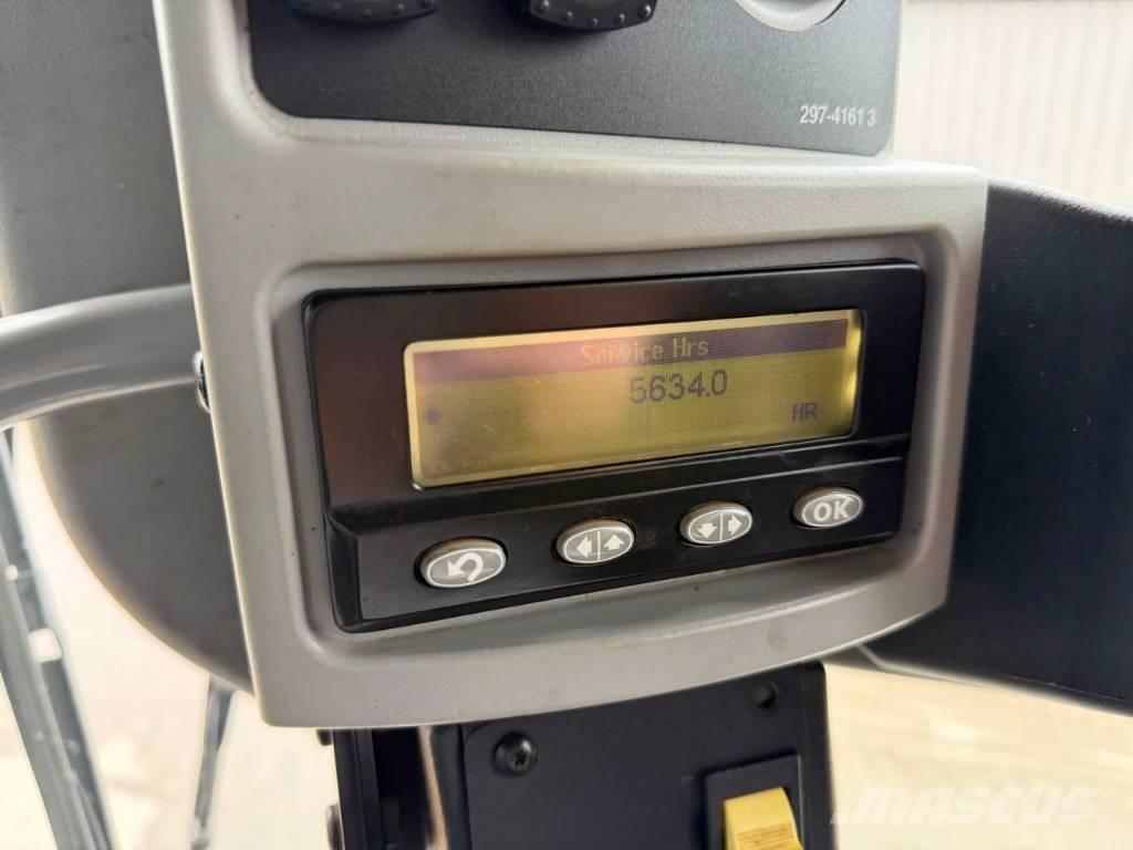 CAT 140M - LOW HOURS Greideriai