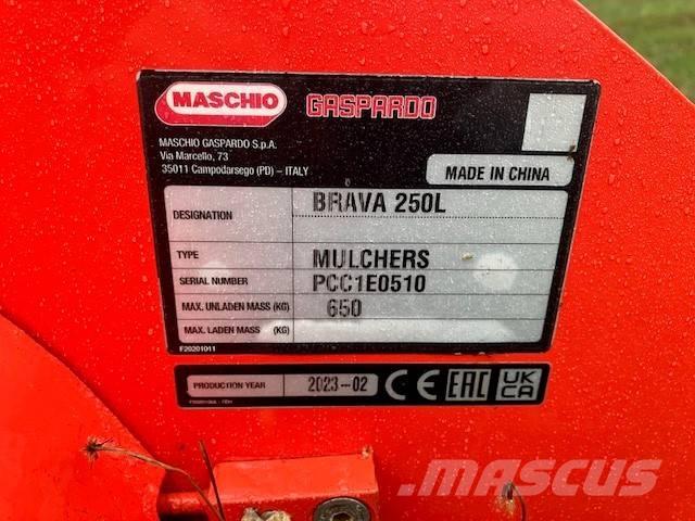 Maschio Brava 250 L Ganyklų šienapjovės / rėžtuvės