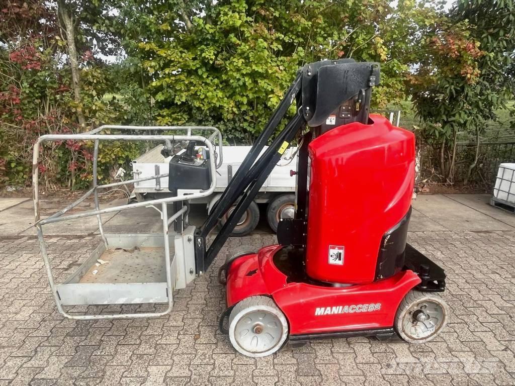 Manitou 100 VJR Vertikalūs stiebiniai keltuvai