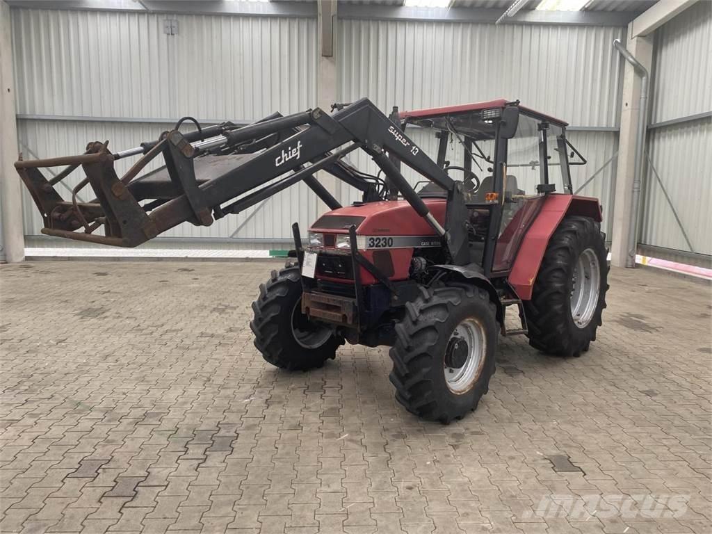 Case IH 3230 Traktoriai