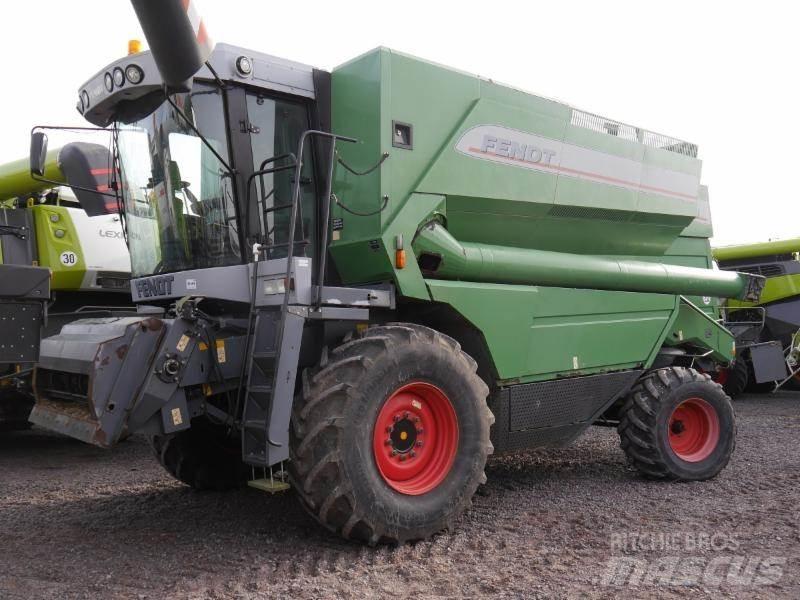 Fendt 8350 Derliaus nuėmimo kombainai