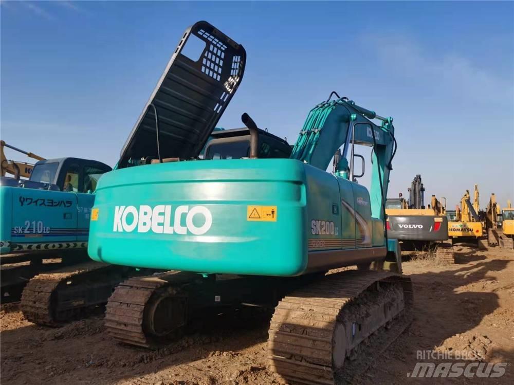 Kobelco SK200 Vikšriniai ekskavatoriai