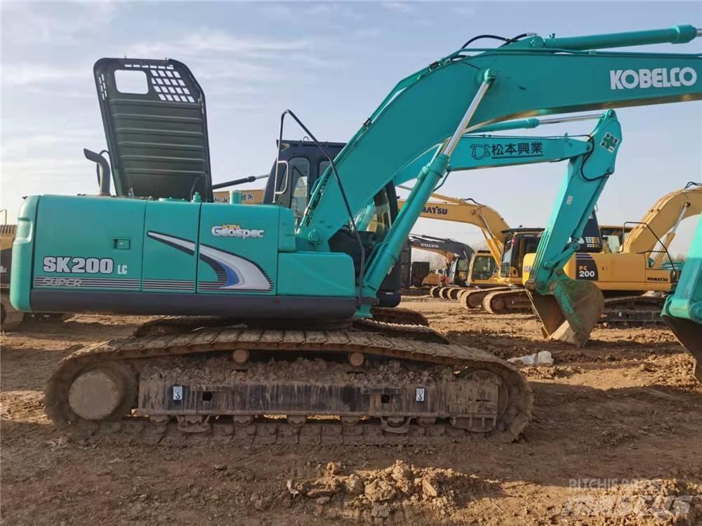 Kobelco SK200 Vikšriniai ekskavatoriai