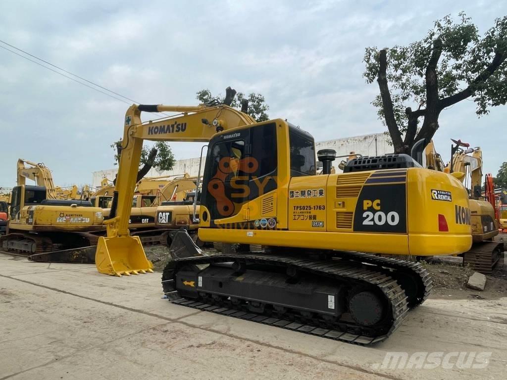 Komatsu PC 200 Vikšriniai ekskavatoriai