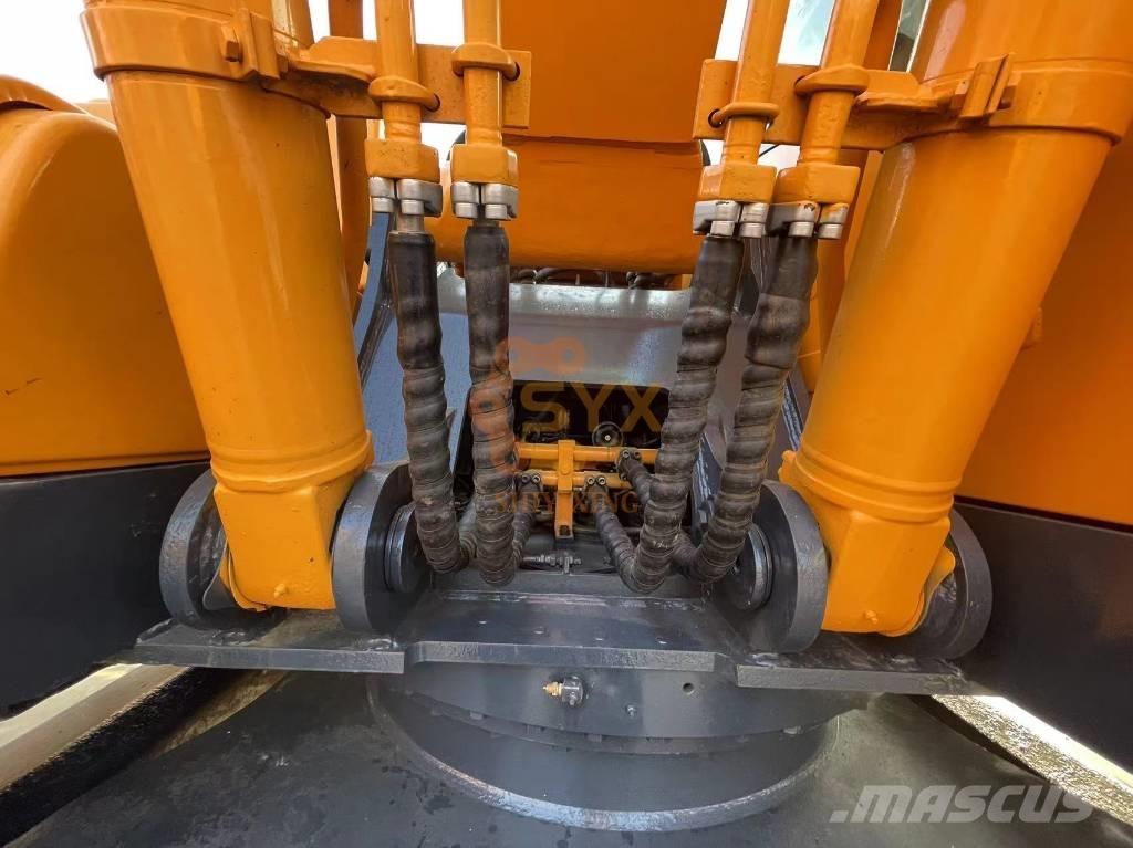 Hyundai 220-9 Vikšriniai ekskavatoriai