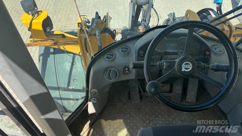 Volvo BM L 70H Naudoti ratiniai krautuvai