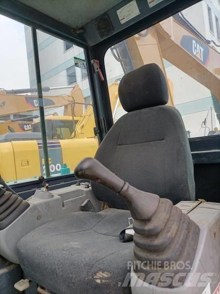 Kobelco SK 60 Vikšriniai ekskavatoriai