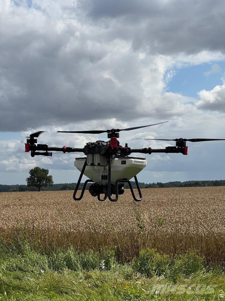  XAG P100PRO DEMO Savaeigiai purkštuvai