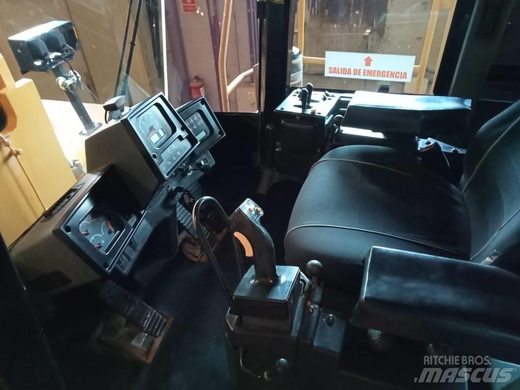 CAT 988H Mini krautuvai