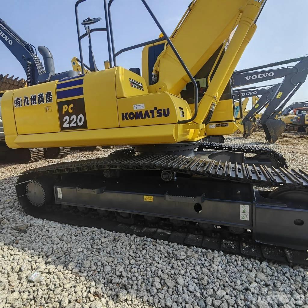 Komatsu PC 220-8 Vikšriniai ekskavatoriai