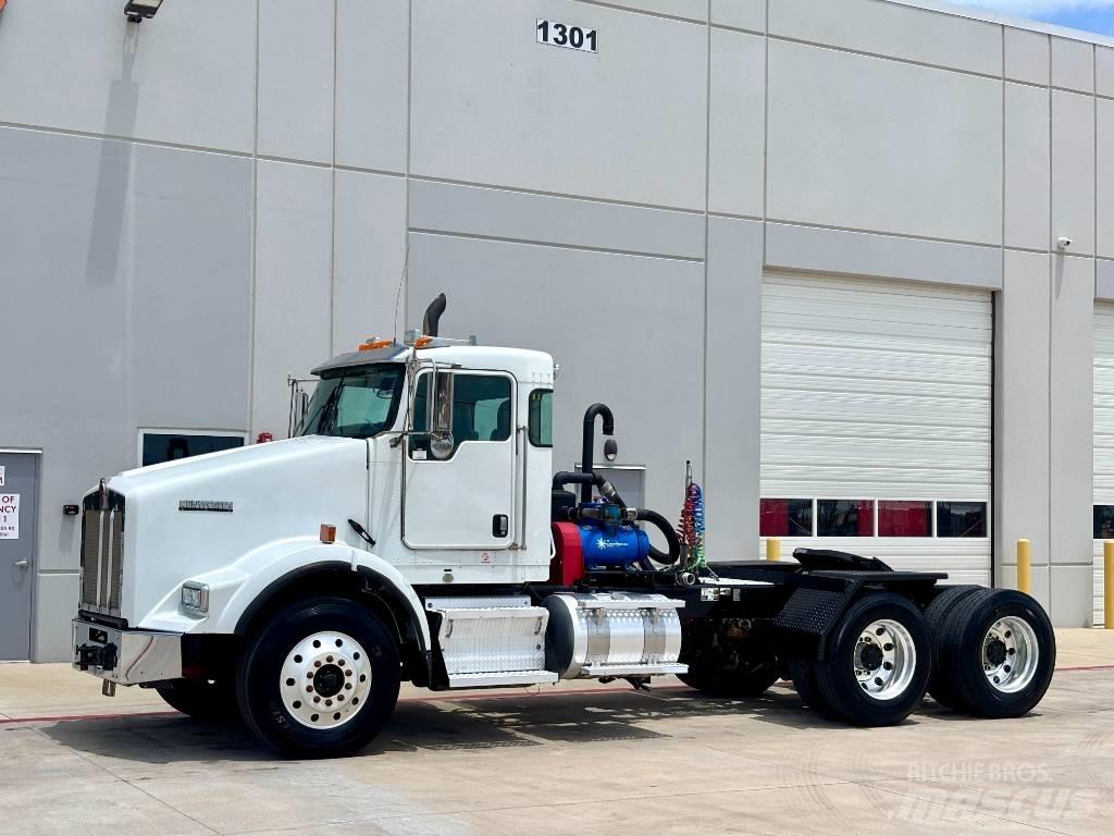 Kenworth T 800 Naudoti vilkikai