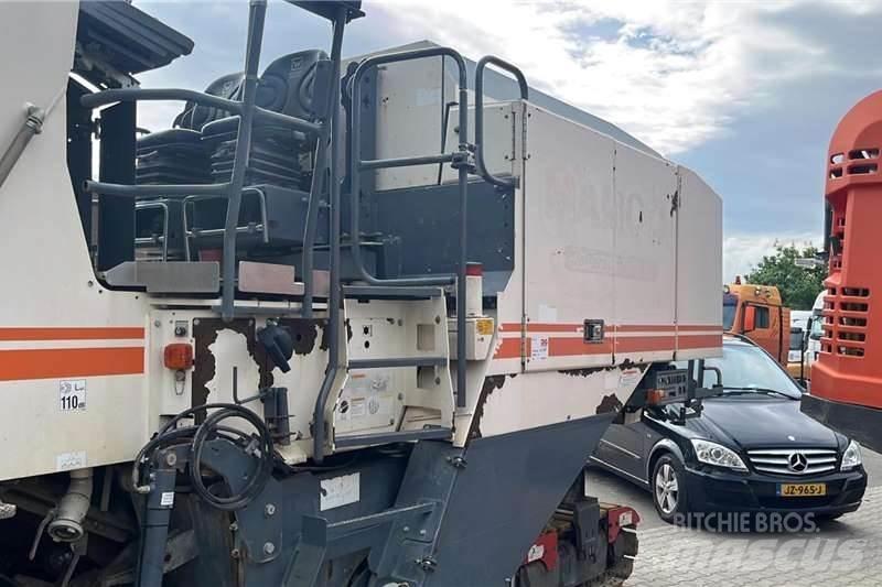 Wirtgen W210 Kita