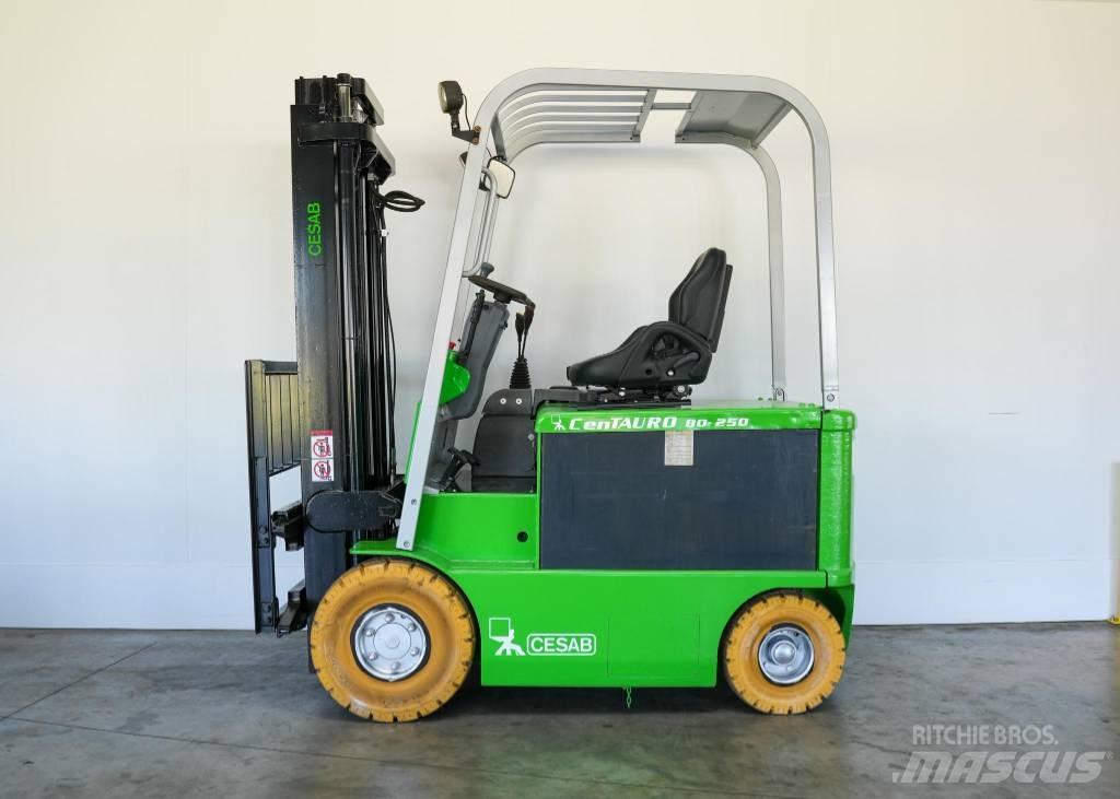  CenTauro 80 250 Elektriniai šakiniai krautuvai