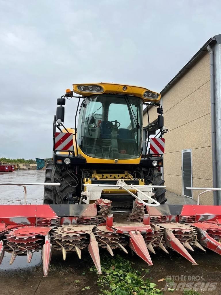 New Holland FR9060 Derliaus nuėmimo kombainai
