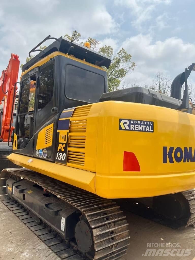 Komatsu PC130 Vikšriniai ekskavatoriai