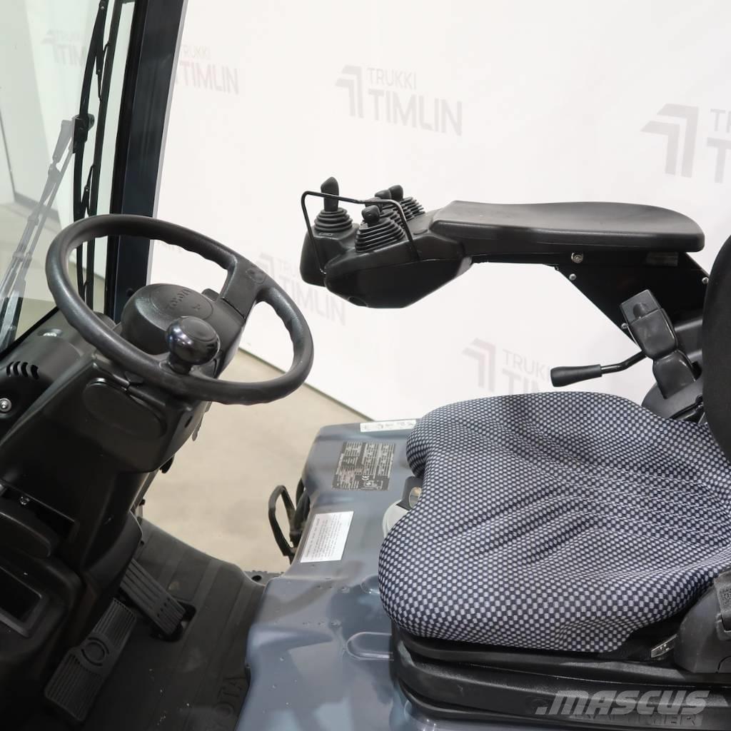 Toyota 8FBM20T Elektriniai šakiniai krautuvai