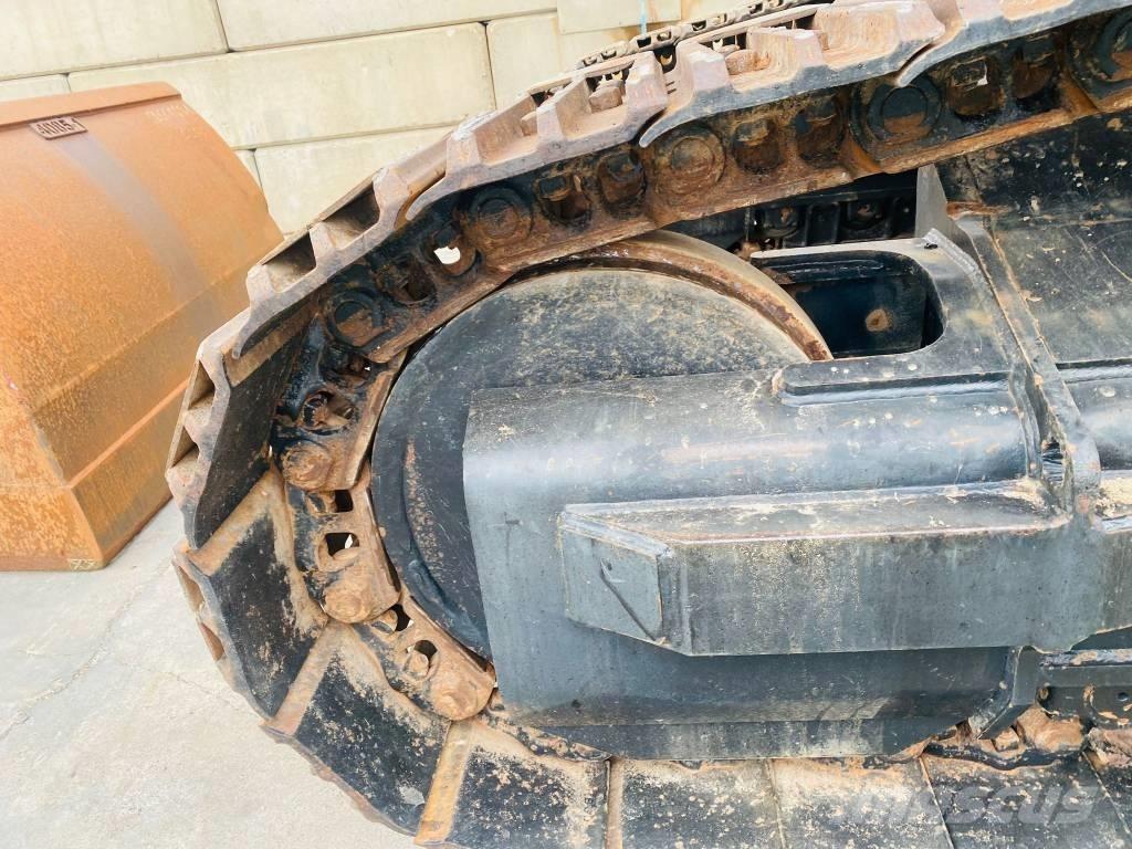 CAT 330 B L MH Vikšriniai ekskavatoriai