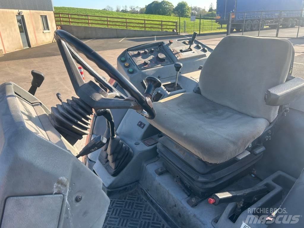 Massey Ferguson 3075 Traktoriai