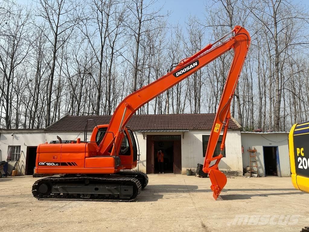 Doosan DX160LC Vikšriniai ekskavatoriai