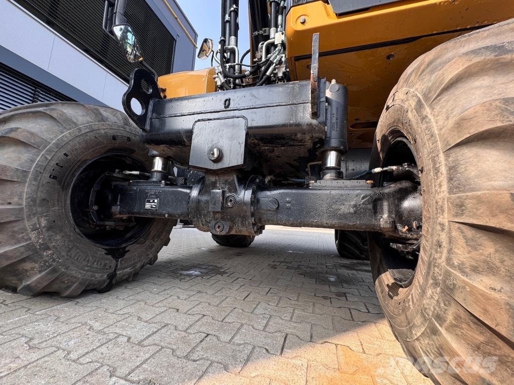 CAT M316 Ratiniai ekskavatoriai