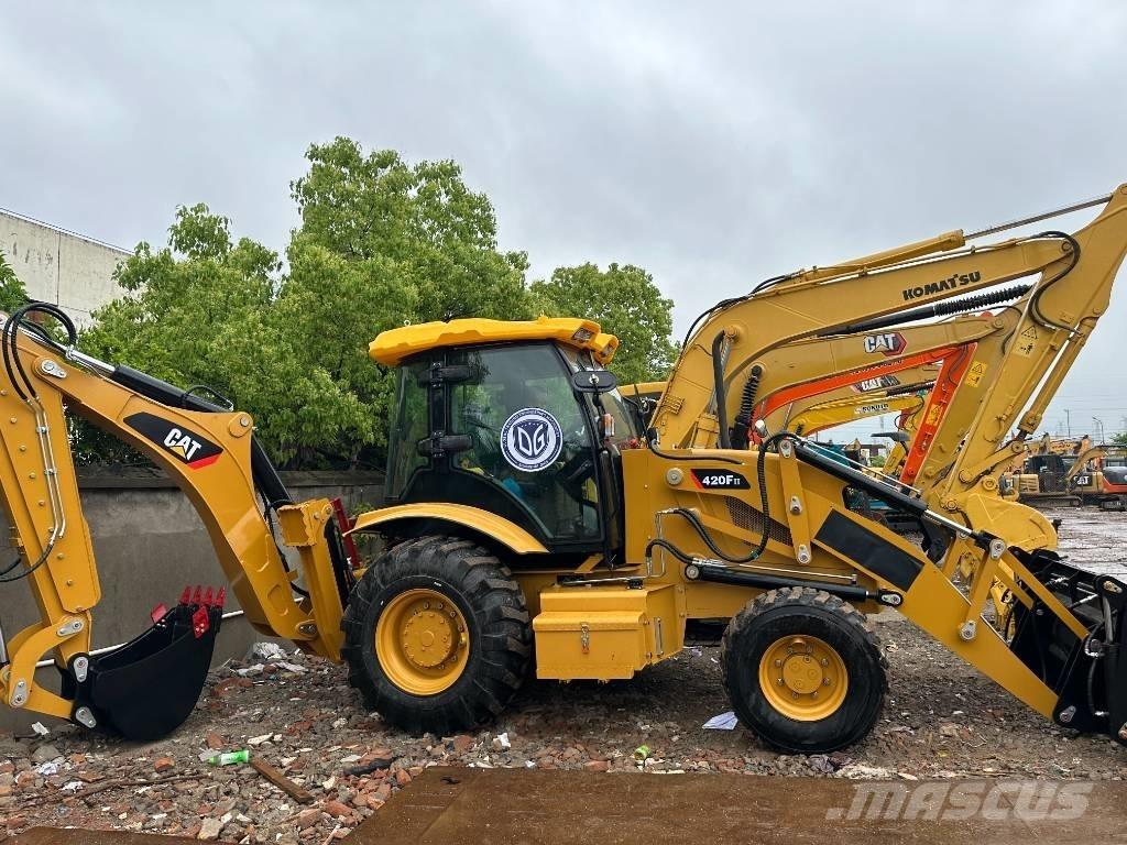 CAT 420 F Ekskavatoriniai krautuvai