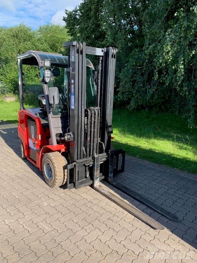 Manitou ME425C Elektriniai šakiniai krautuvai