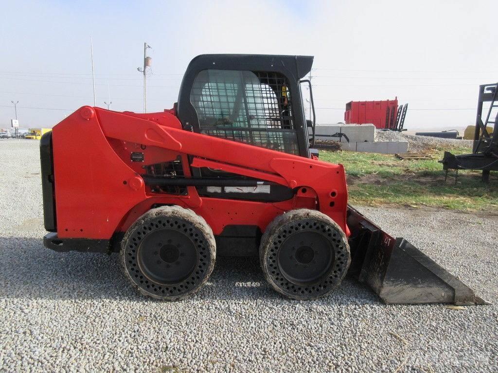 Bobcat S510 Statyba - Kita