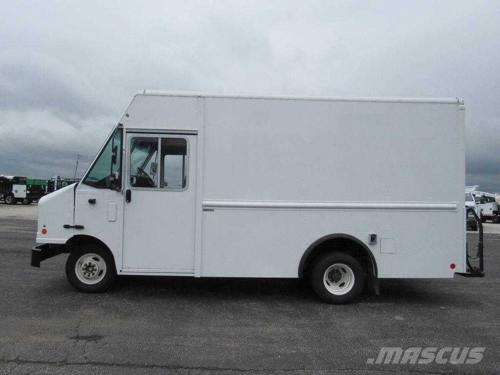 Ford E-350 Sunkvežimiai su dengtu kėbulu