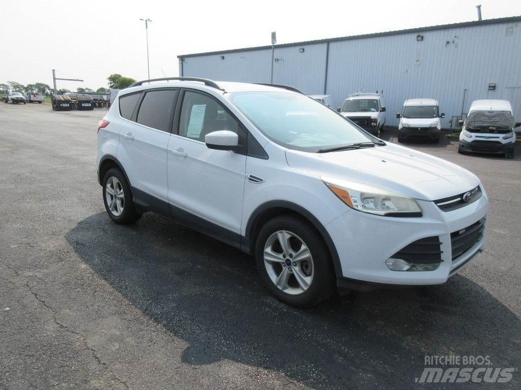 Ford Escape Lengvieji automobiliai