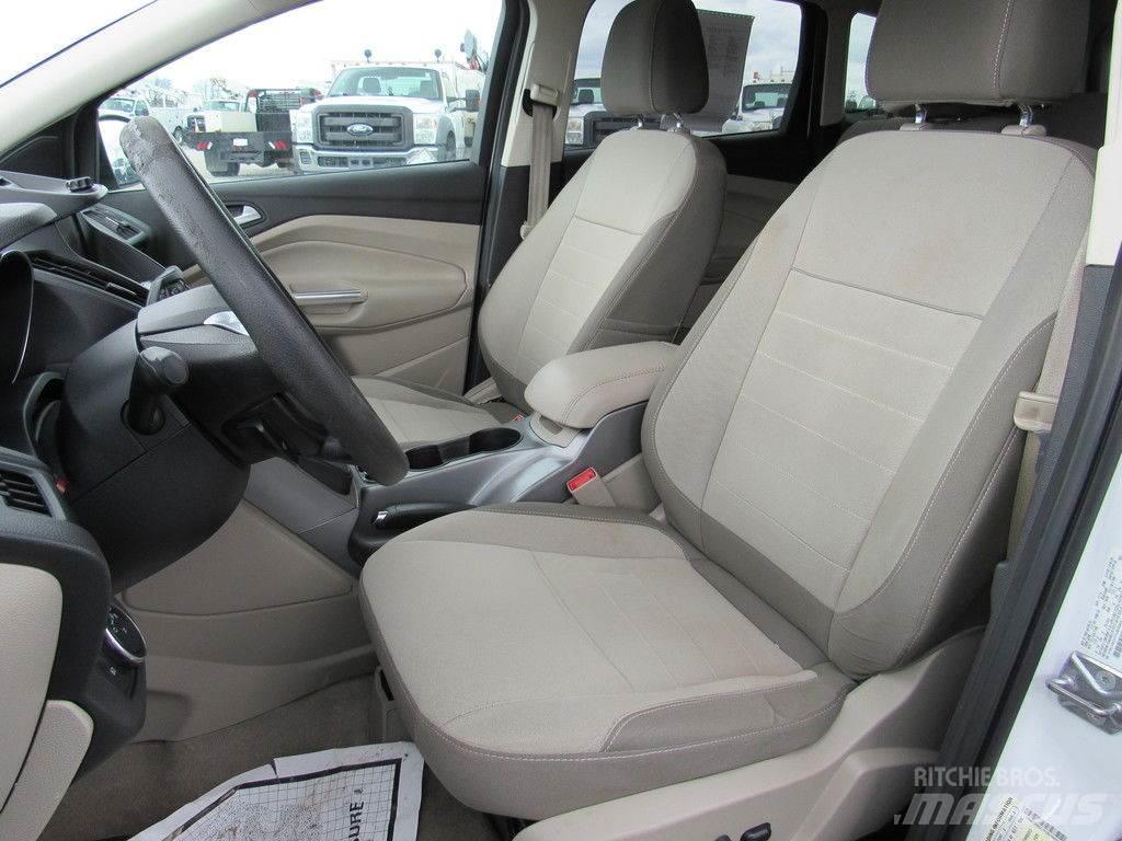 Ford Escape Lengvieji automobiliai