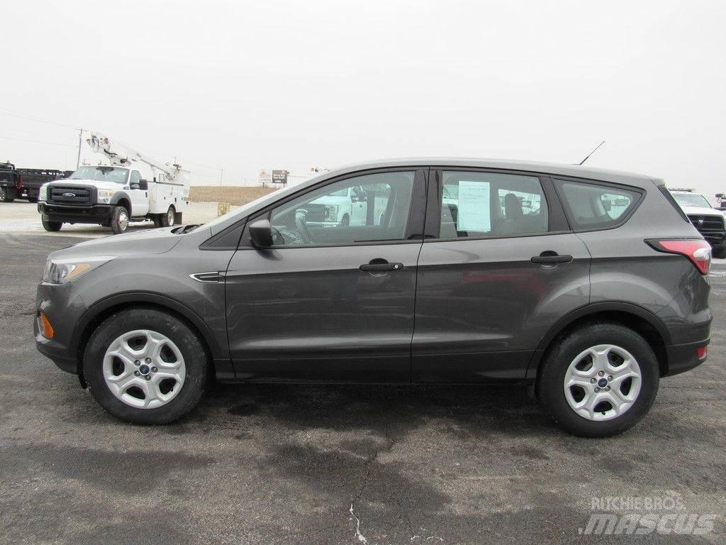 Ford Escape Lengvieji automobiliai