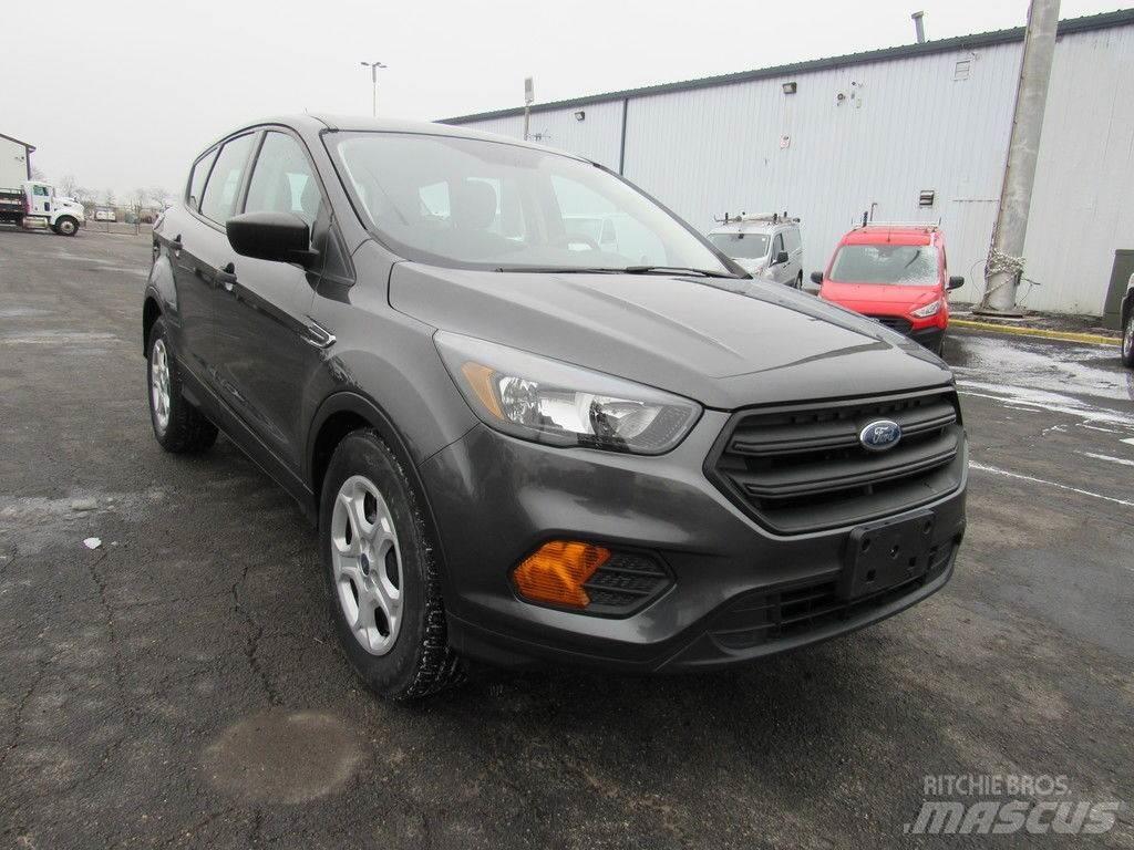 Ford Escape Lengvieji automobiliai