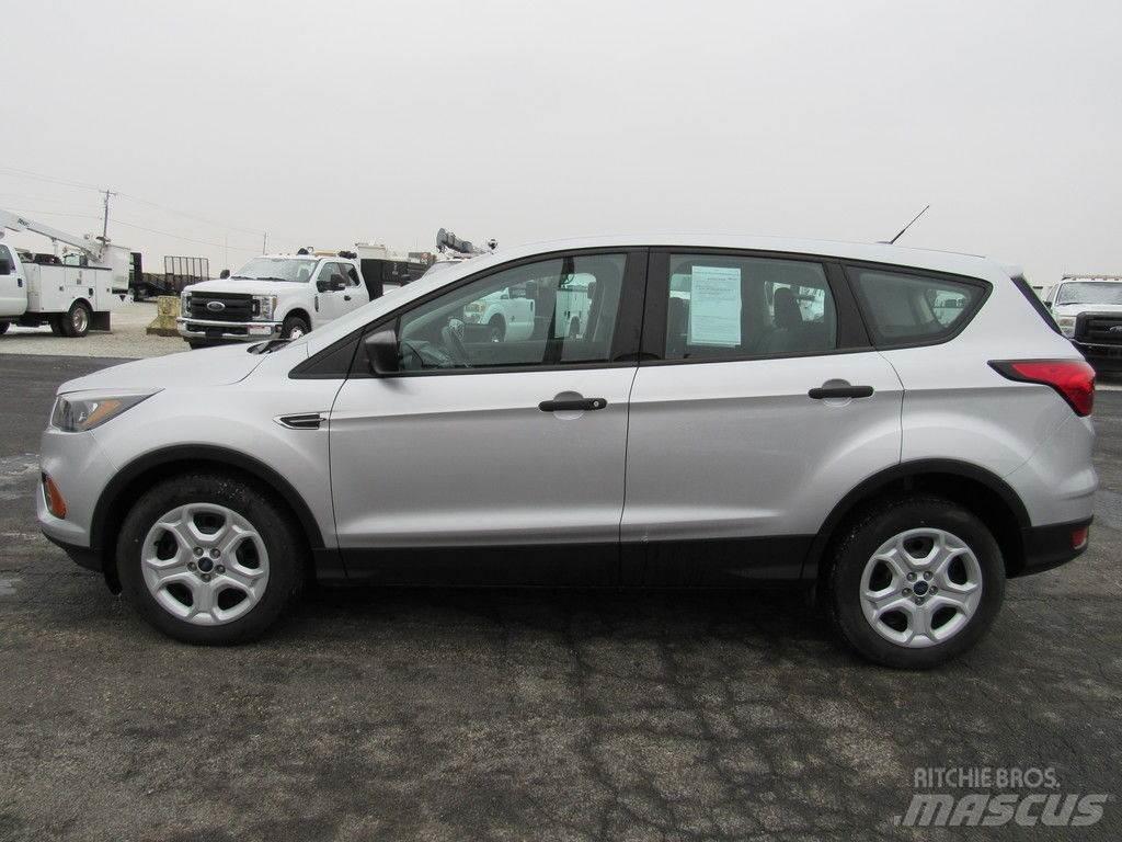 Ford Escape Lengvieji automobiliai
