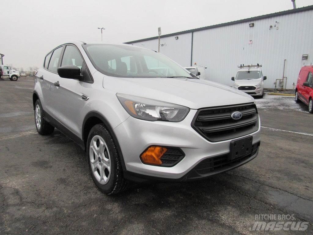 Ford Escape Lengvieji automobiliai