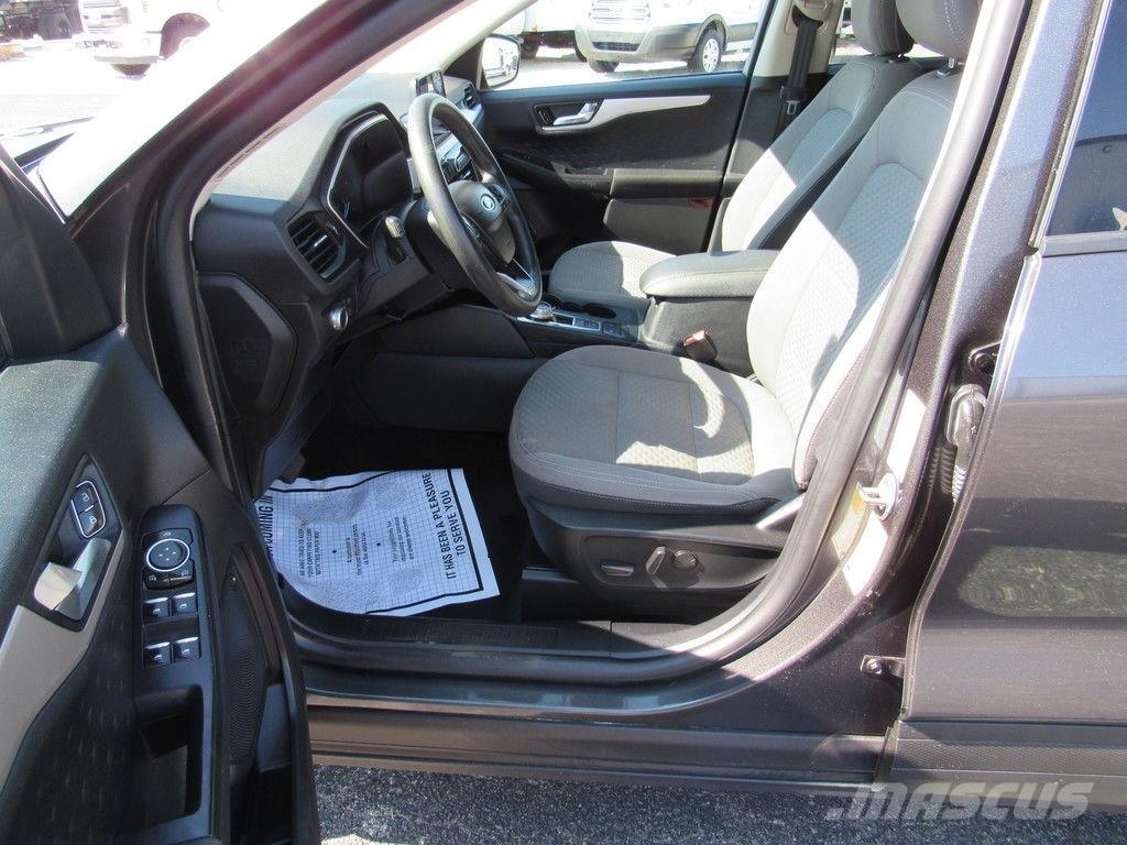 Ford Escape SE Lengvieji automobiliai