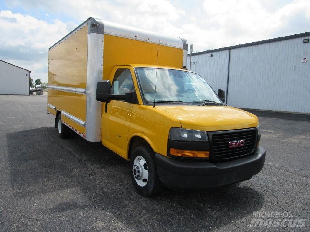 GMC Savana 3500 Sunkvežimiai su dengtu kėbulu