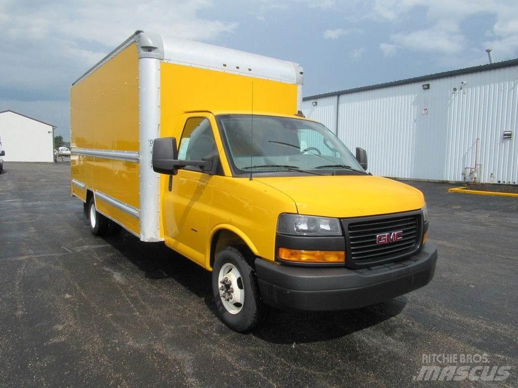 GMC Savana 3500 Sunkvežimiai su dengtu kėbulu