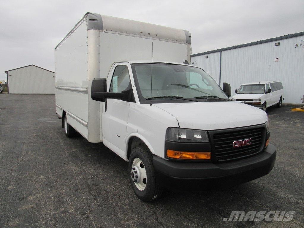 GMC Savana 3500 Sunkvežimiai su dengtu kėbulu