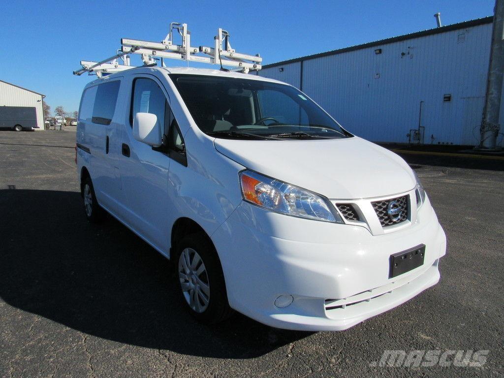 Nissan NV200 Krovininiai furgonai