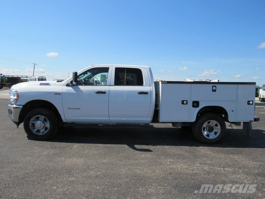 RAM 2500 Pagalbos kelyje automobiliai