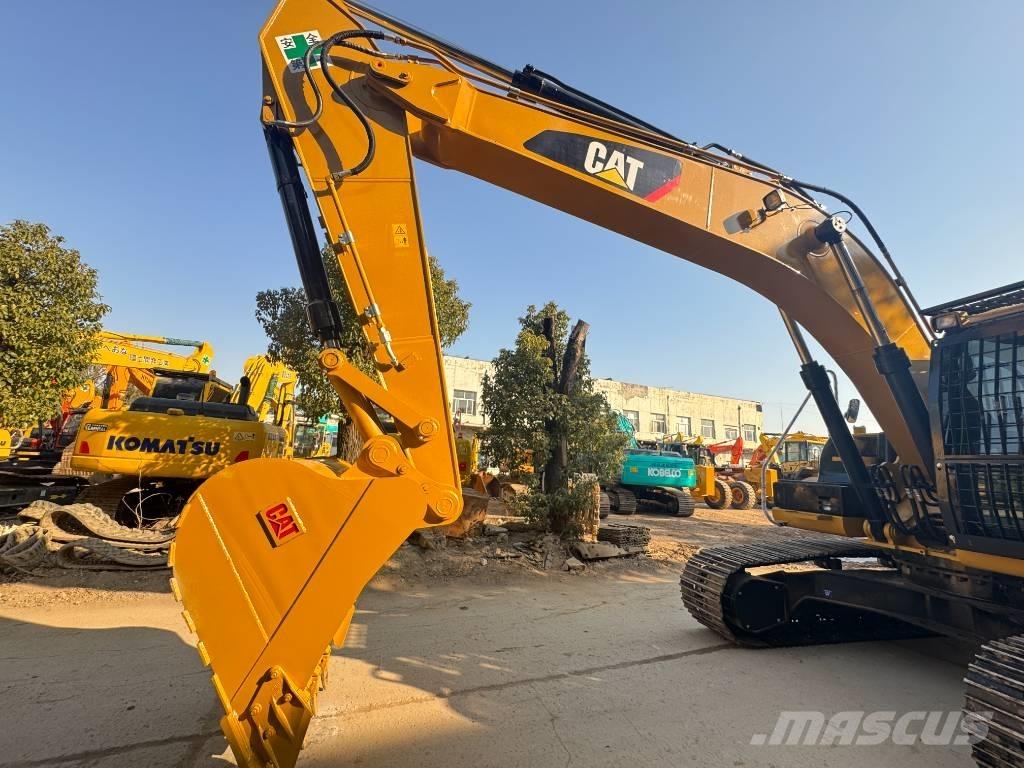 CAT 330 D2 L Vikšriniai ekskavatoriai